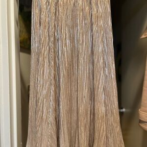 Chic Metallic Pleated Midi Skirt